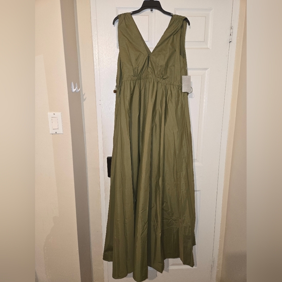 Melloday Ruched Maxi Dress - Picture 2 of 4